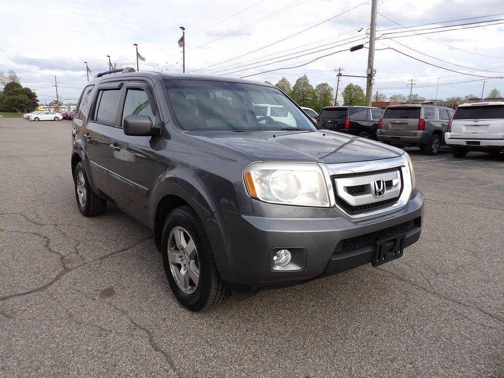 used 2011 Honda Pilot car, priced at $5,995