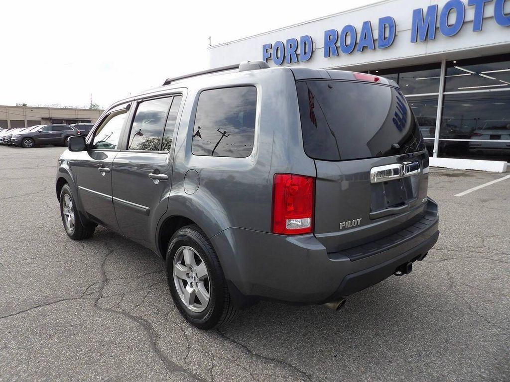 used 2011 Honda Pilot car, priced at $5,995