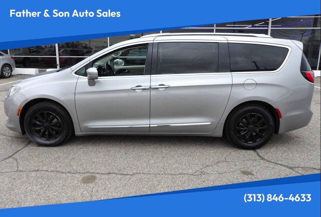 used 2018 Chrysler Pacifica car, priced at $11,997