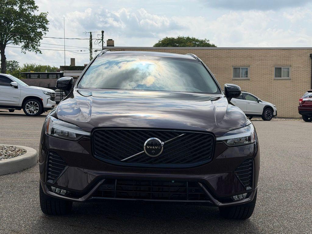 new 2026 Volvo XC60 car, priced at $59,113