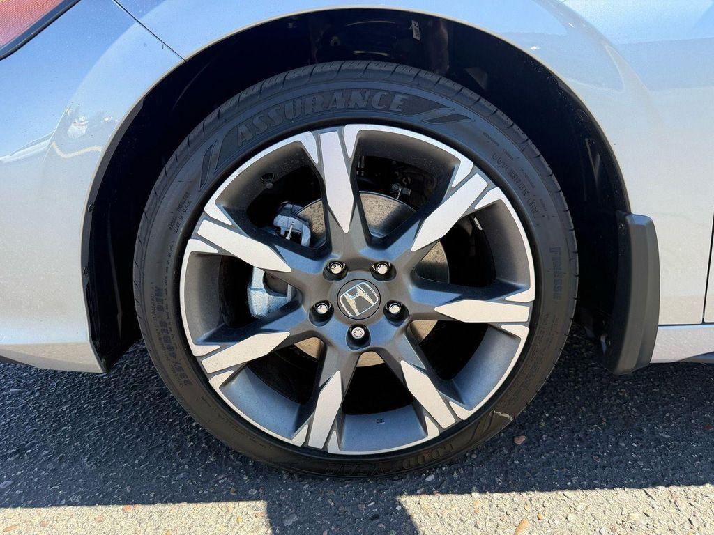 new 2026 Honda Civic Hybrid car, priced at $33,022