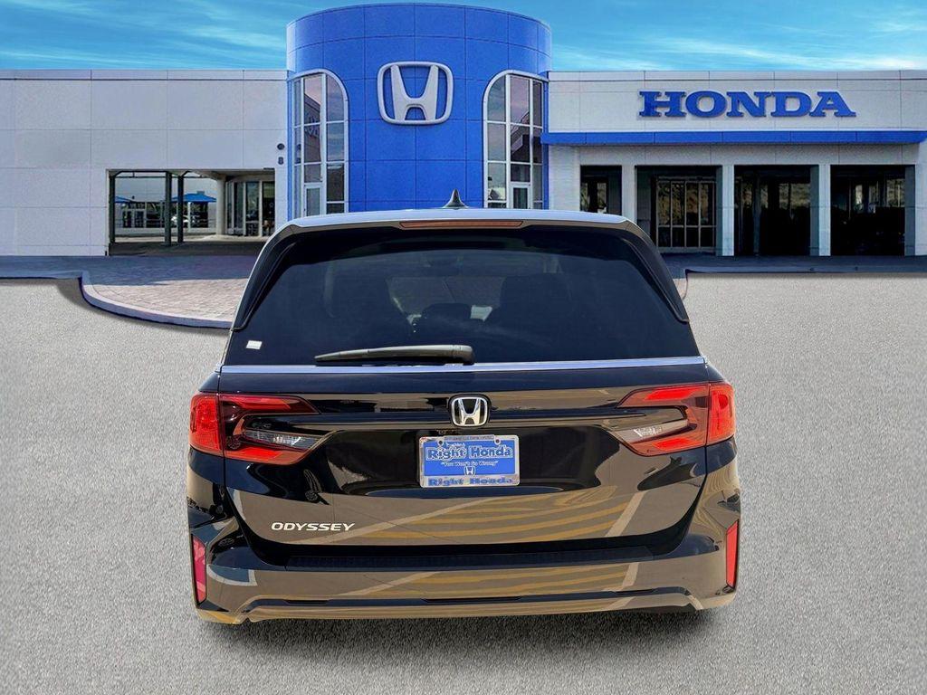 new 2026 Honda Odyssey car, priced at $42,687