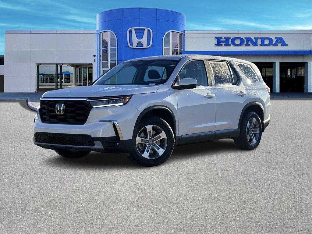 new 2025 Honda Pilot car, priced at $43,680