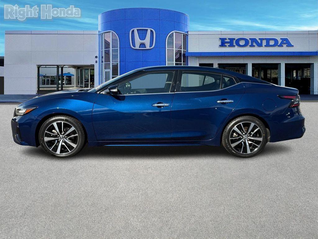 used 2023 Nissan Maxima car, priced at $18,998
