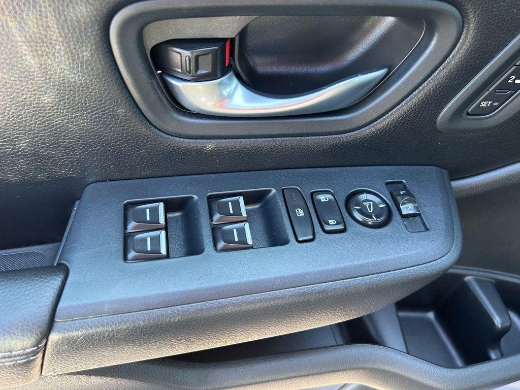 used 2024 Honda Pilot car, priced at $40,524