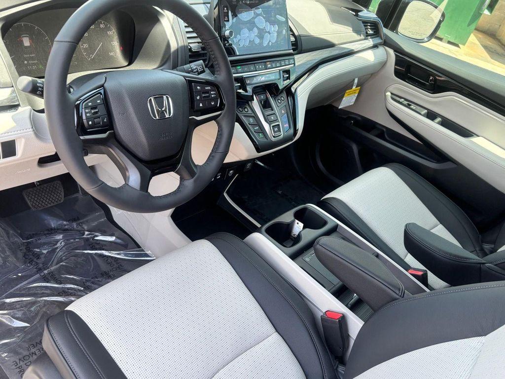 new 2026 Honda Odyssey car, priced at $50,075