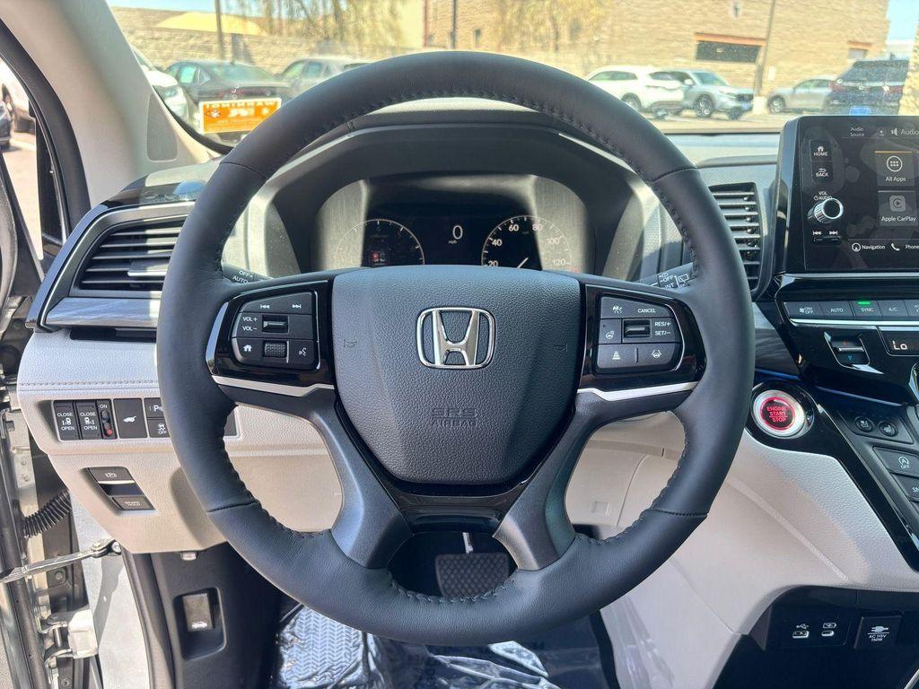 new 2026 Honda Odyssey car, priced at $50,075