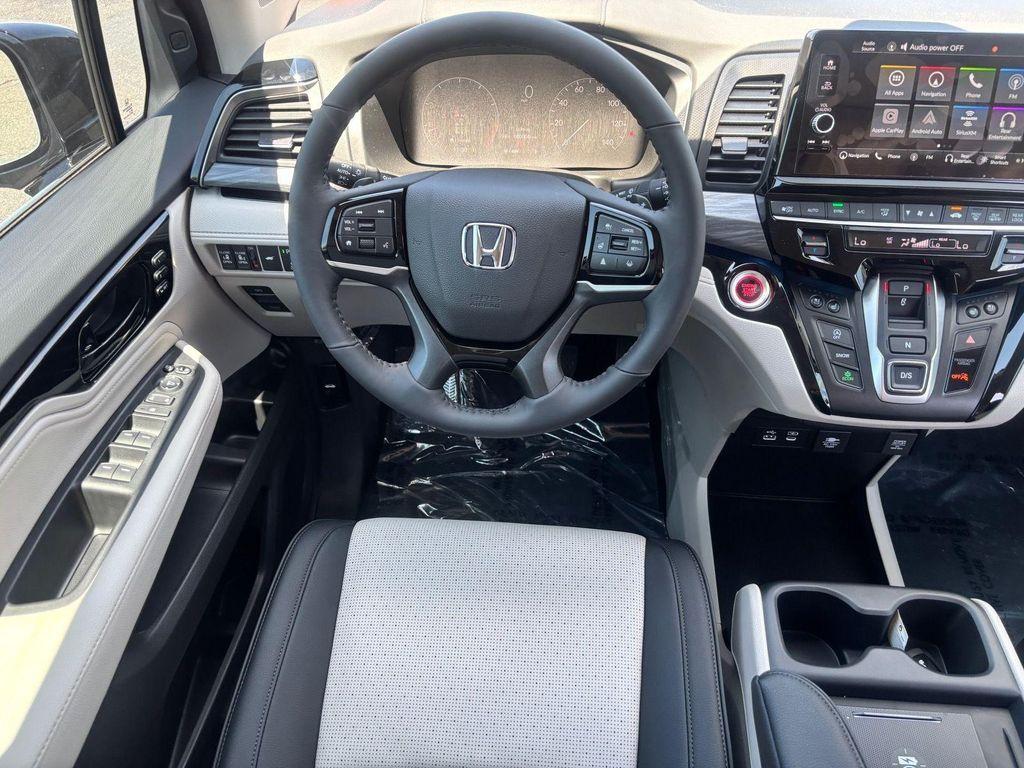 new 2026 Honda Odyssey car, priced at $50,075