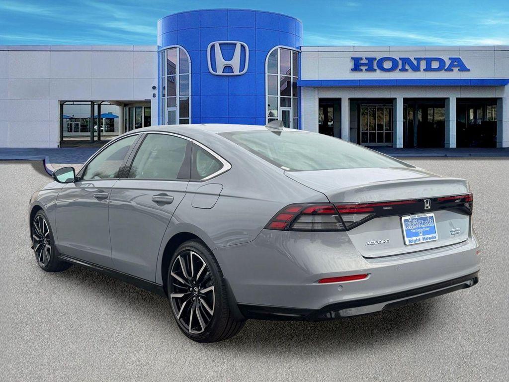 new 2026 Honda Accord Hybrid car, priced at $39,293