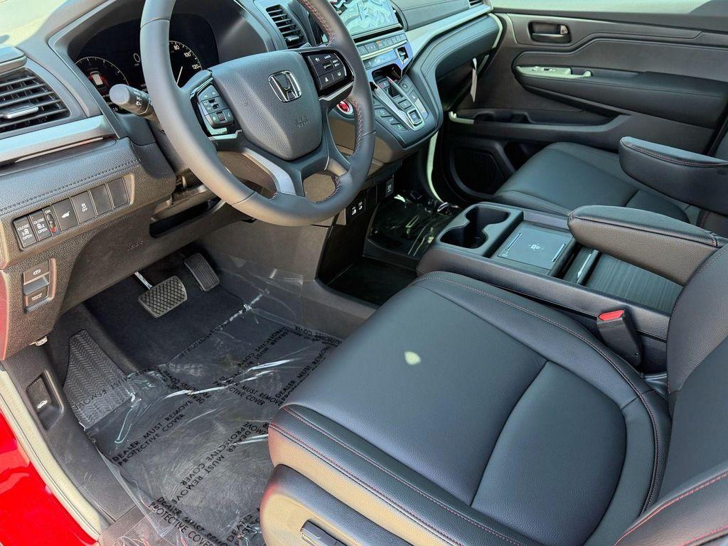 new 2026 Honda Odyssey car, priced at $44,602
