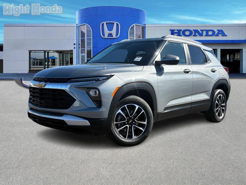 used 2024 Chevrolet TrailBlazer car, priced at $18,188