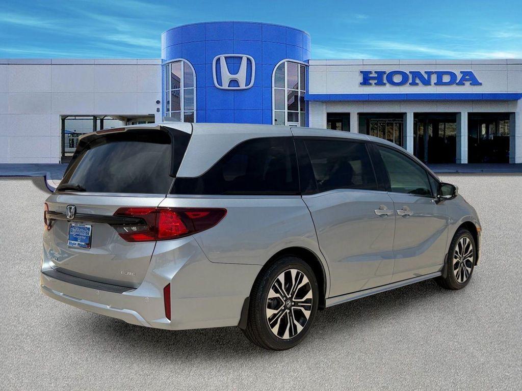 new 2026 Honda Odyssey car, priced at $50,075