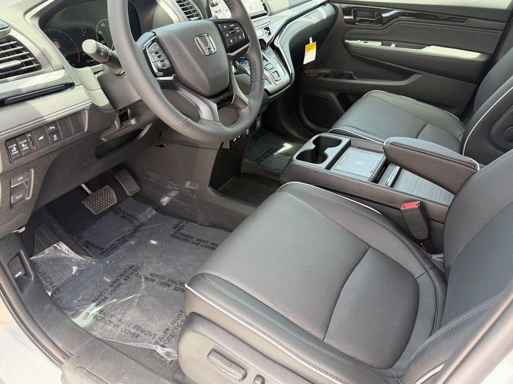 new 2026 Honda Odyssey car, priced at $50,075