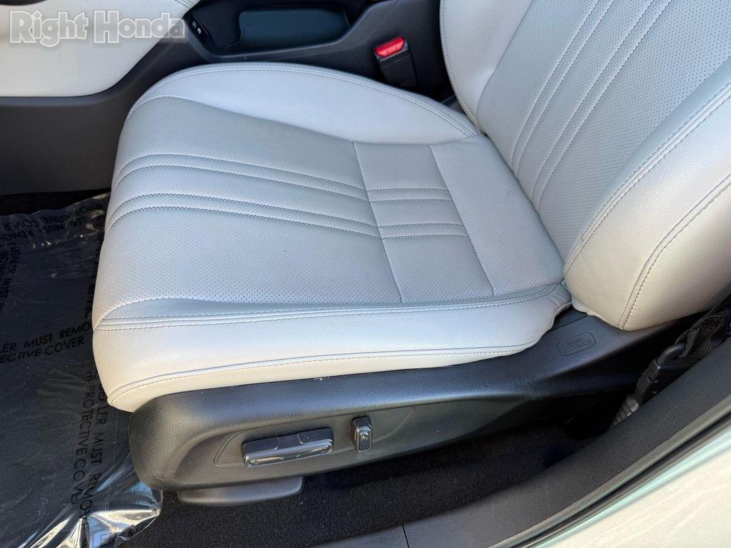 used 2025 Honda HR-V car, priced at $23,599