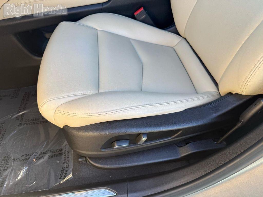 used 2018 Cadillac XT5 car, priced at $19,378