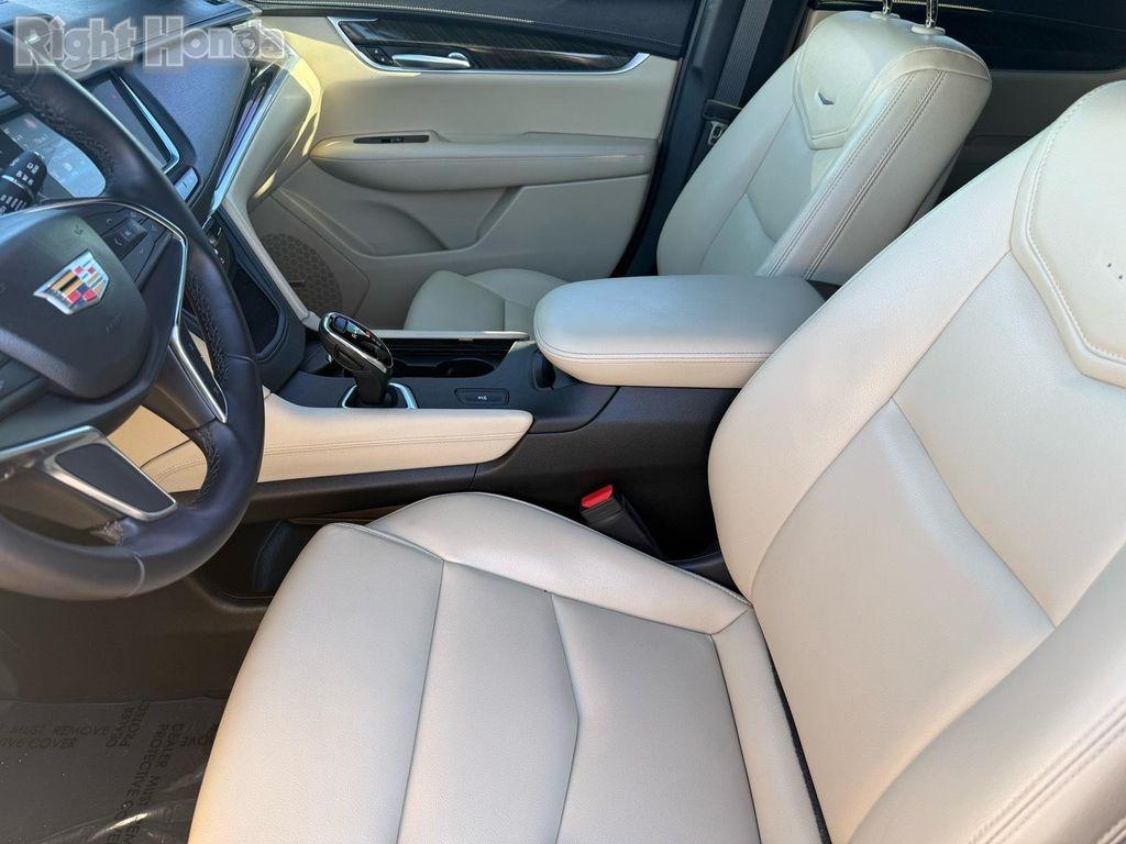 used 2018 Cadillac XT5 car, priced at $19,378