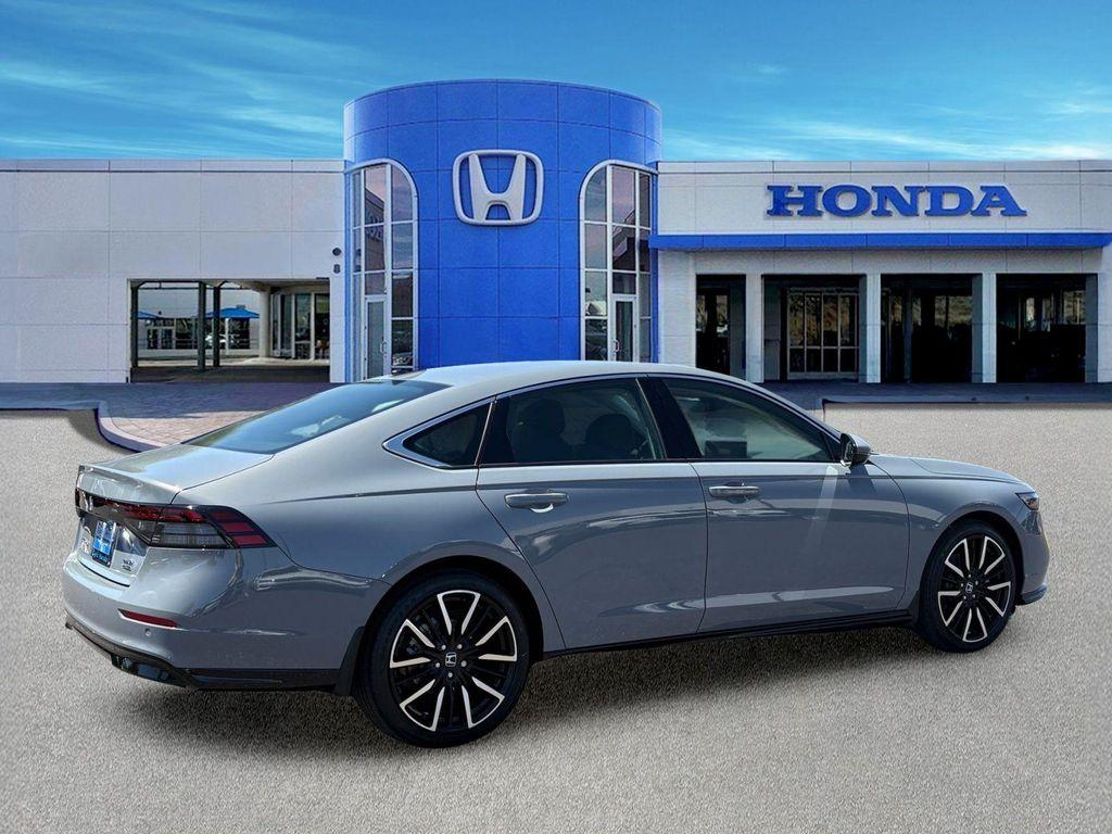 new 2026 Honda Accord Hybrid car, priced at $39,293