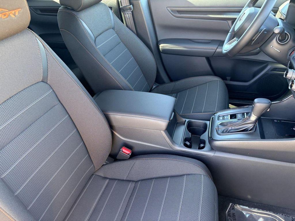 new 2026 Honda CR-V Hybrid car, priced at $38,600