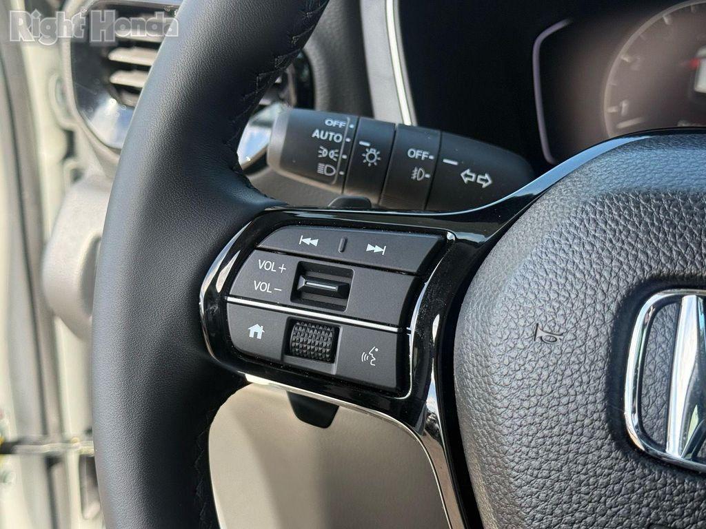 used 2025 Honda Pilot car, priced at $46,491