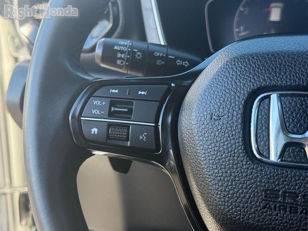 used 2023 Honda Pilot car, priced at $33,576