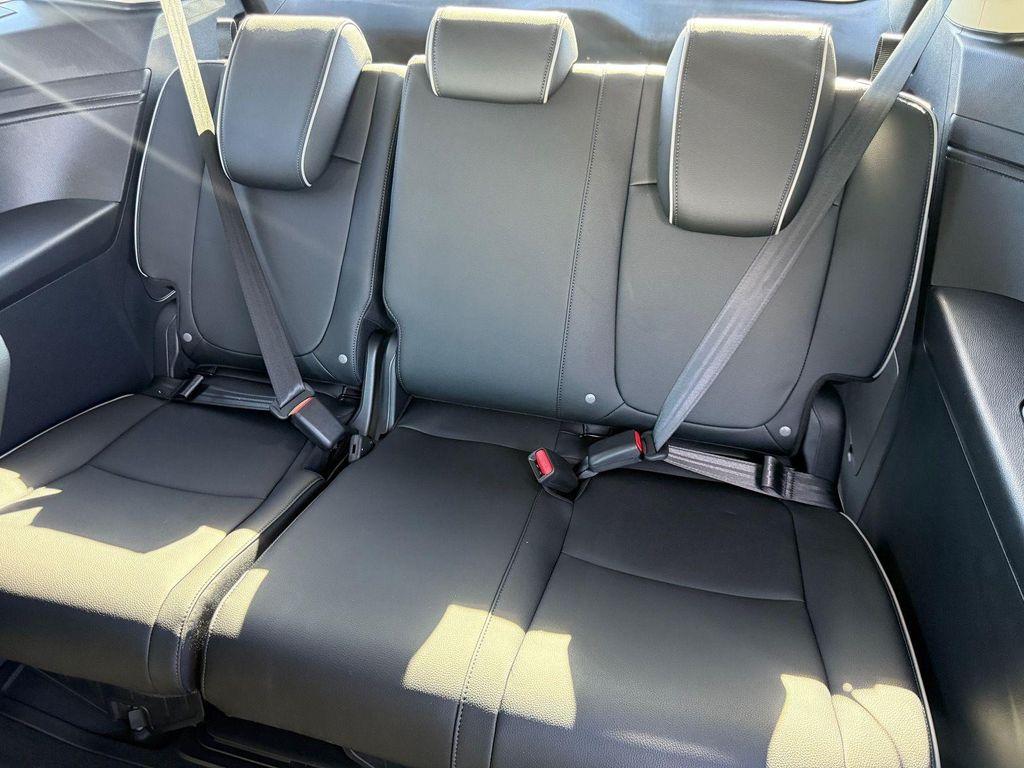 new 2026 Honda Odyssey car, priced at $53,645