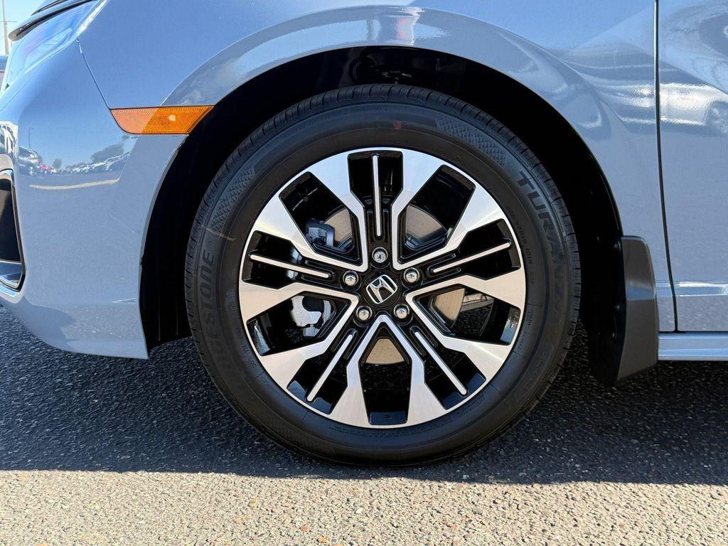 new 2026 Honda Odyssey car, priced at $53,645