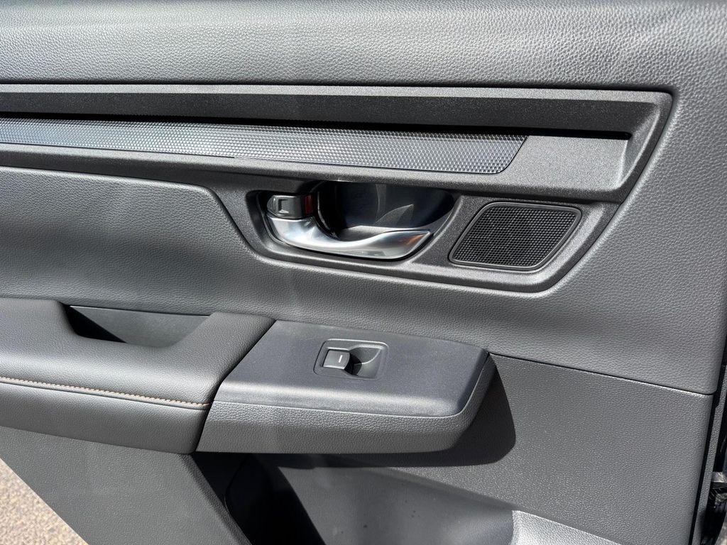 new 2026 Honda CR-V Hybrid car, priced at $39,965