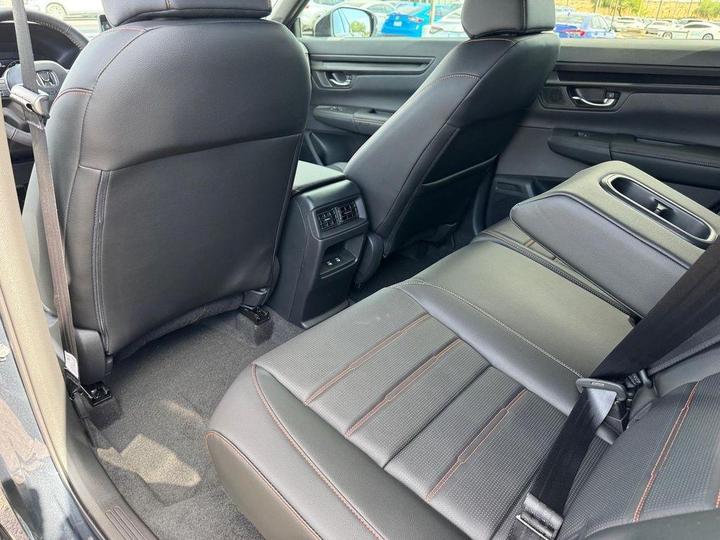 new 2026 Honda CR-V Hybrid car, priced at $39,965