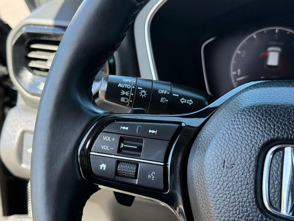 used 2024 Honda Pilot car, priced at $35,844