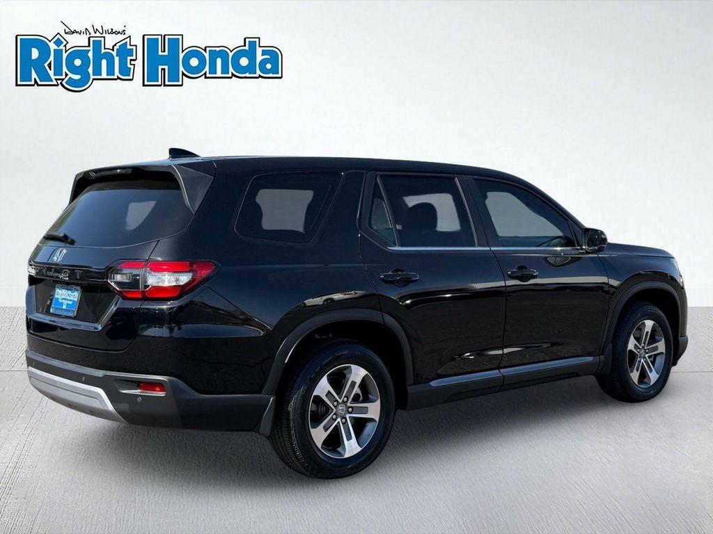 used 2024 Honda Pilot car, priced at $35,844