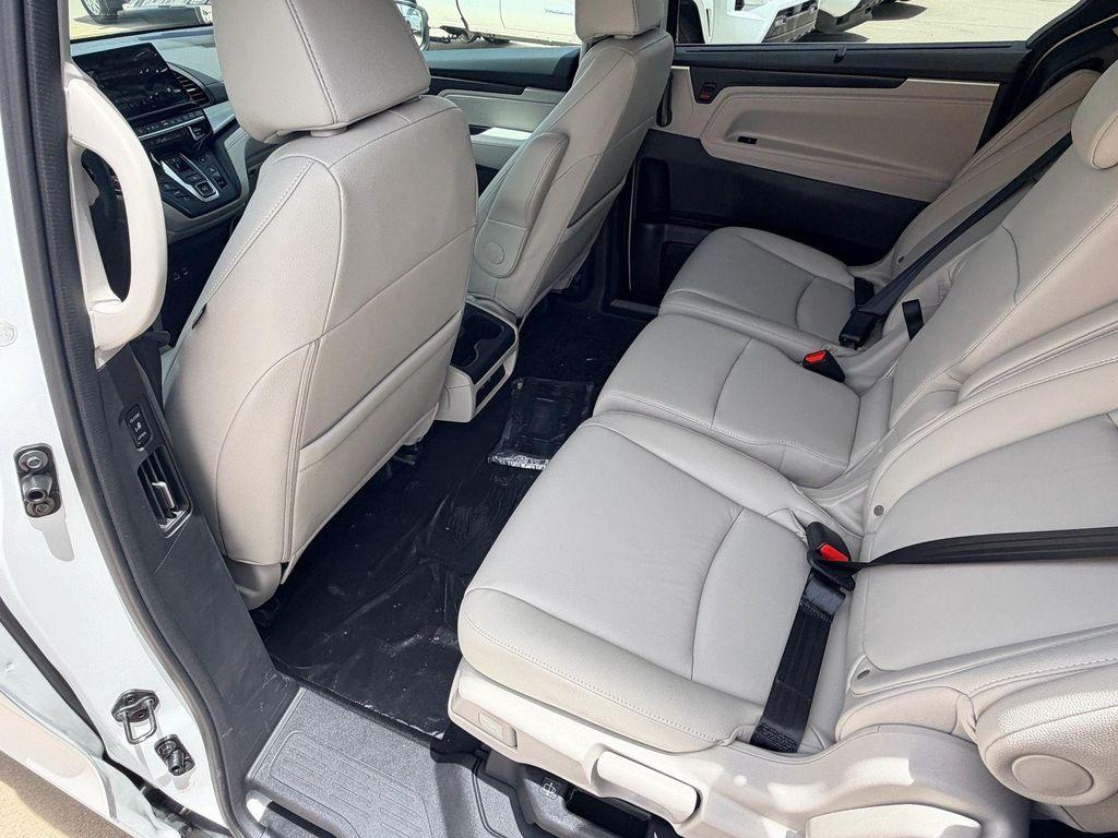 new 2026 Honda Odyssey car, priced at $43,114