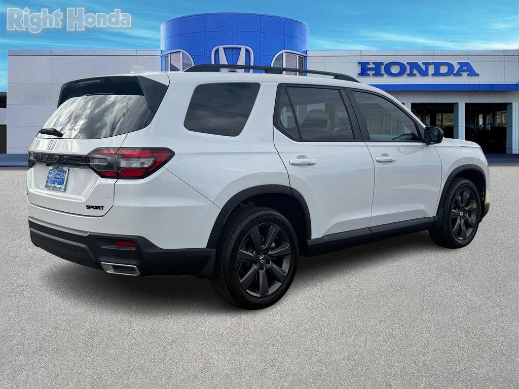 used 2023 Honda Pilot car, priced at $33,430