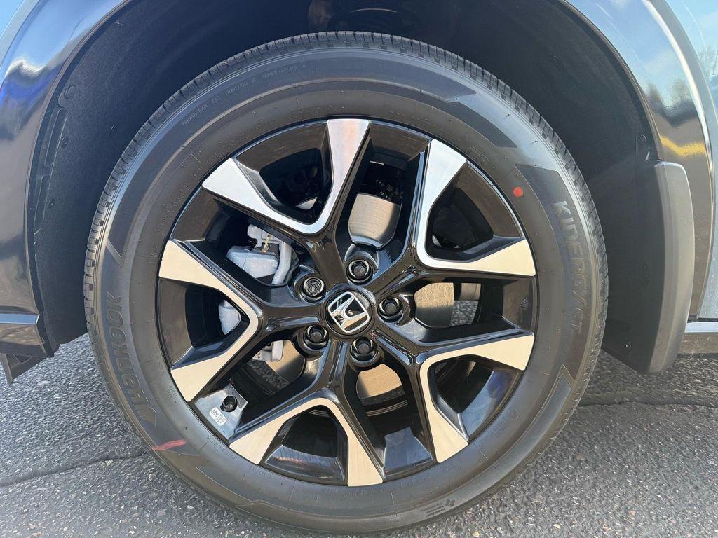 new 2026 Honda HR-V car, priced at $32,251