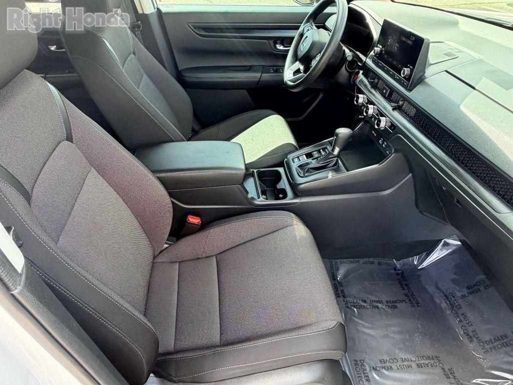 used 2025 Honda CR-V car, priced at $32,647