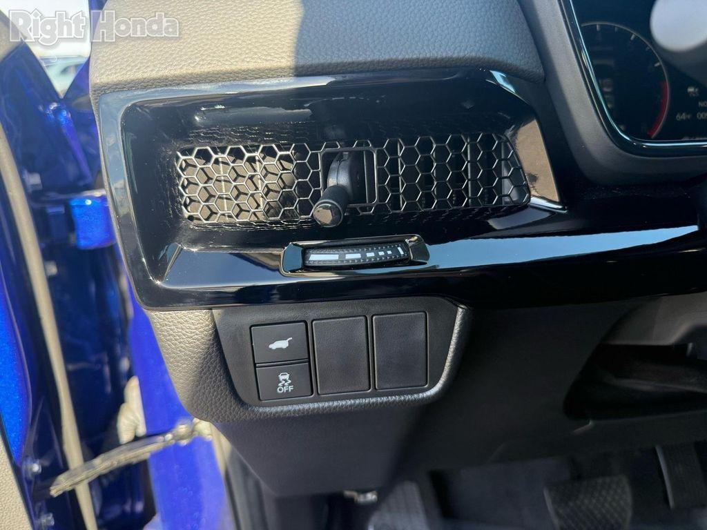 used 2025 Honda CR-V car, priced at $32,870