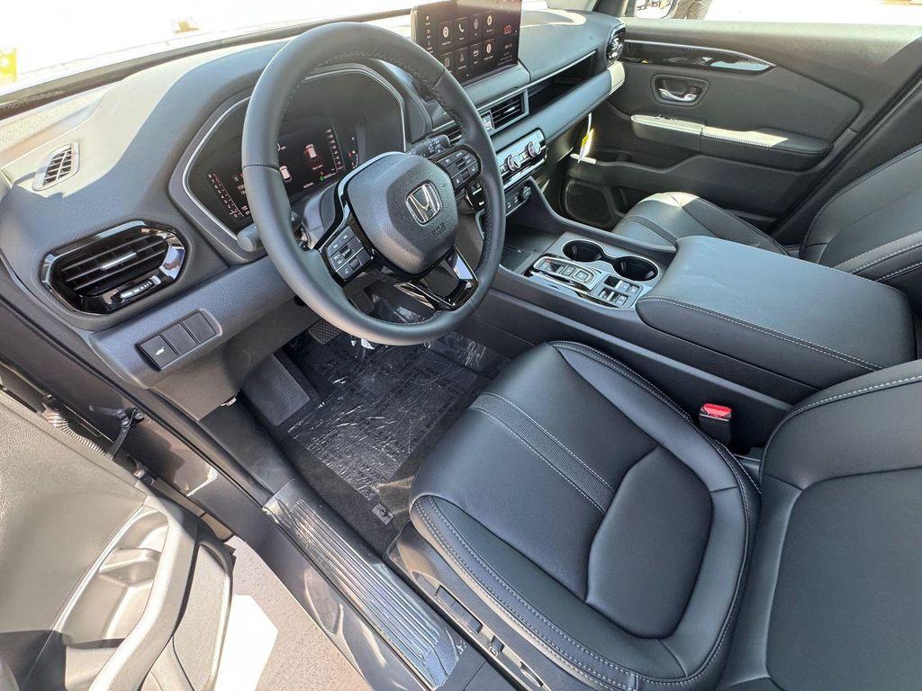 new 2026 Honda Pilot car, priced at $46,839