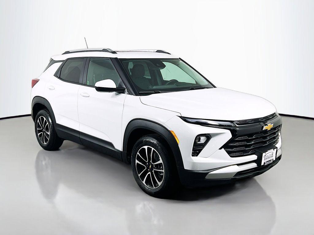 new 2026 Chevrolet TrailBlazer car, priced at $27,158