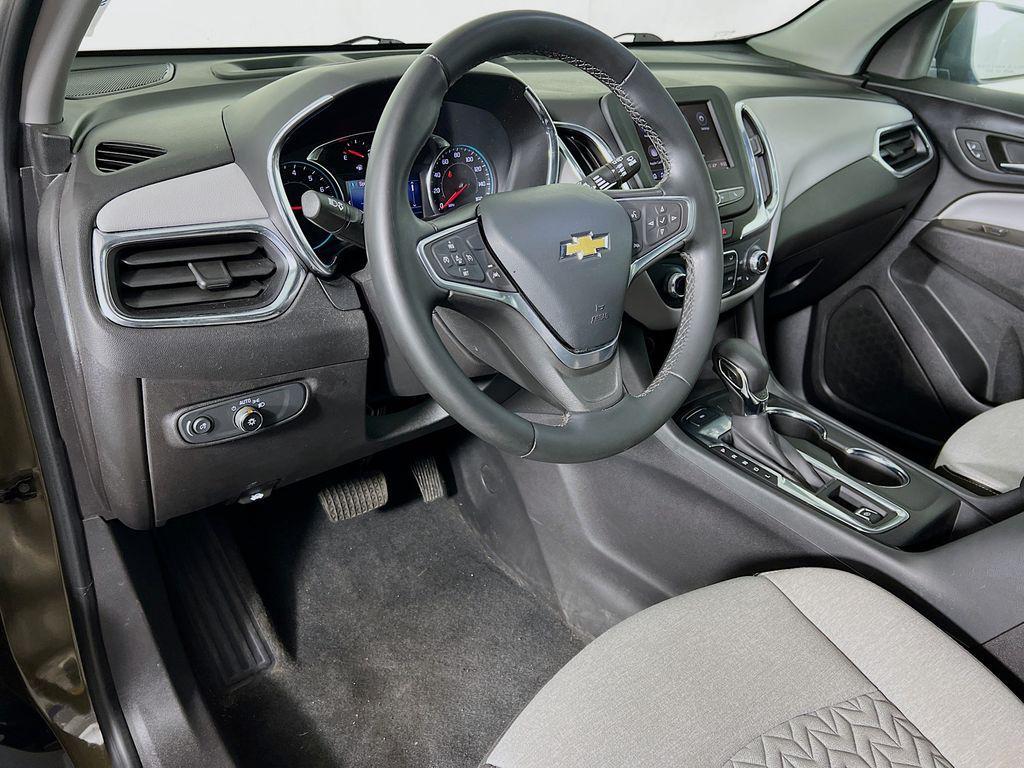 used 2023 Chevrolet Equinox car, priced at $21,250