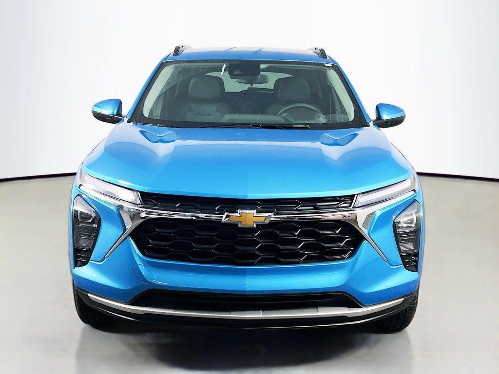 new 2026 Chevrolet Trax car, priced at $25,284