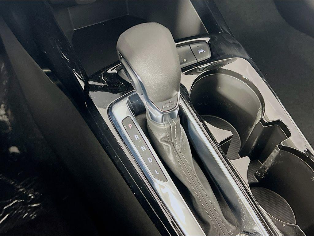 new 2026 Chevrolet Trax car, priced at $25,284