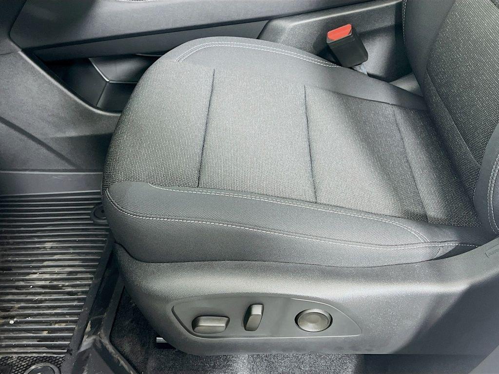 new 2026 Chevrolet Traverse car, priced at $44,185