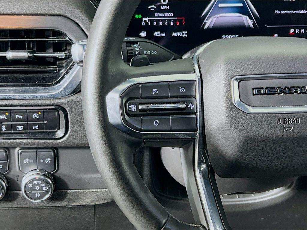 used 2025 GMC Yukon car, priced at $67,998