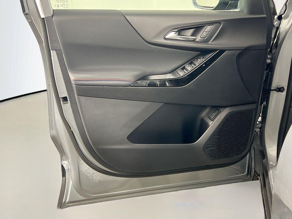 new 2026 Chevrolet Equinox car, priced at $36,178