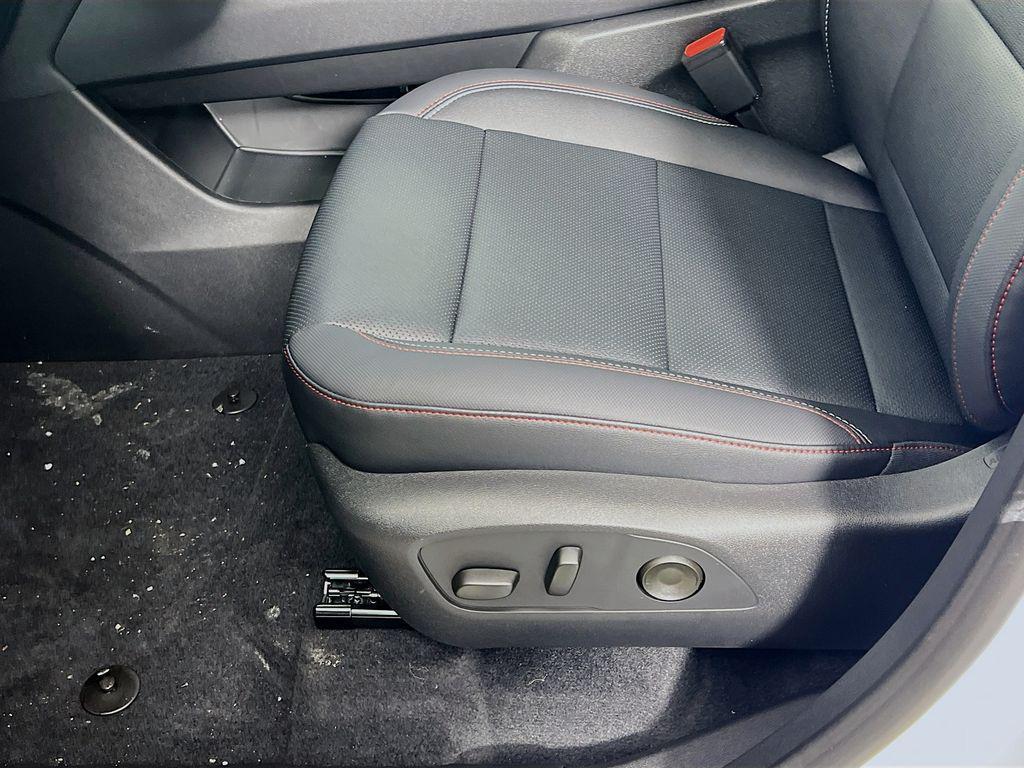 new 2026 Chevrolet Traverse car, priced at $52,455