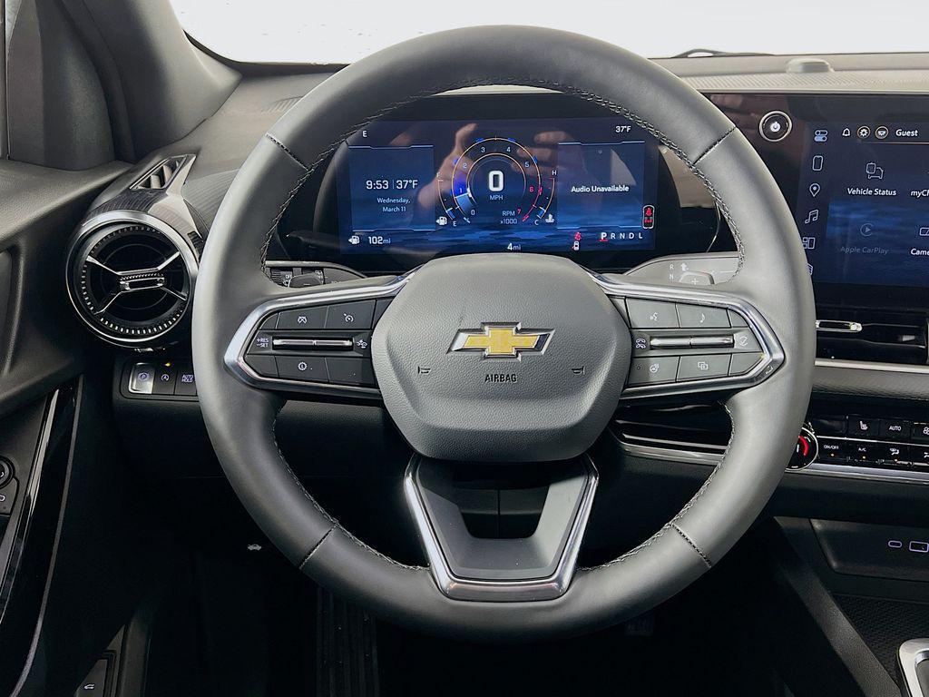 new 2026 Chevrolet Equinox car, priced at $31,441