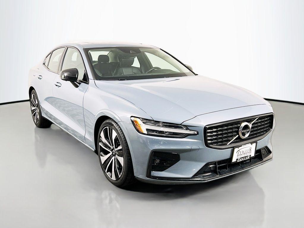 used 2022 Volvo S60 car, priced at $20,375