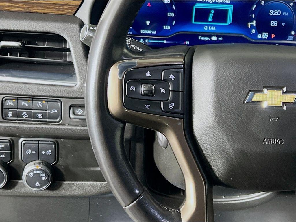 used 2022 Chevrolet Suburban car, priced at $43,000