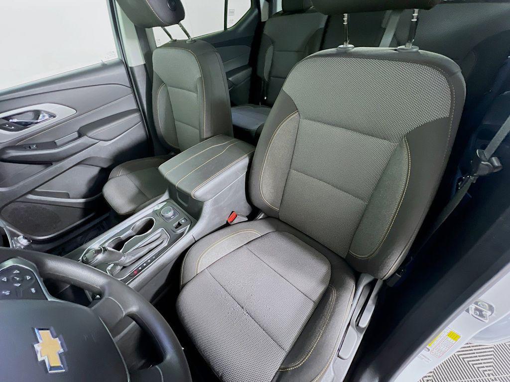 used 2020 Chevrolet Traverse car, priced at $17,513