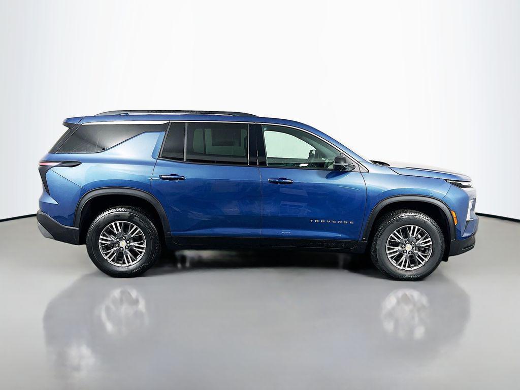 new 2026 Chevrolet Traverse car, priced at $41,094