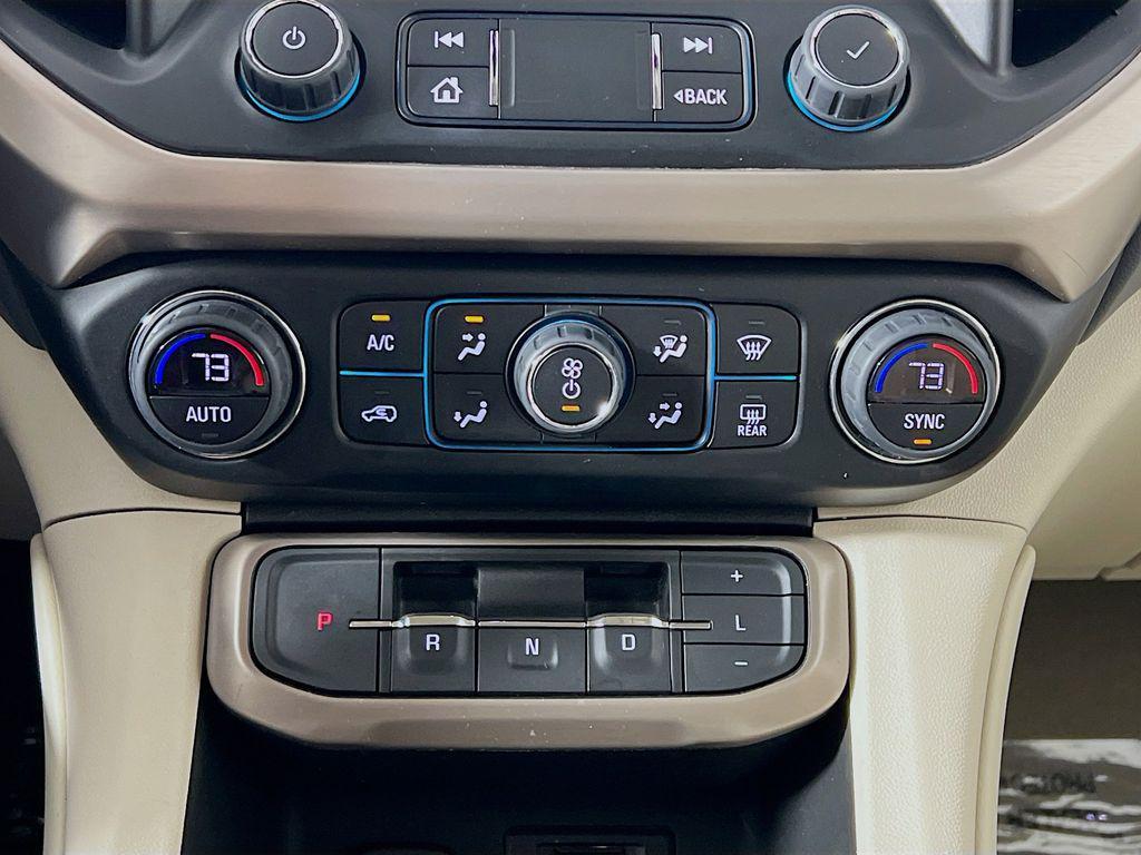 used 2023 GMC Acadia car, priced at $35,052